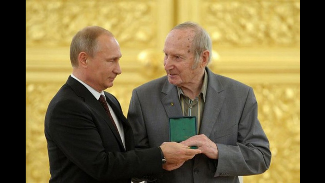 Легенда среди нас. Виктору Шувалову – 95 лет!